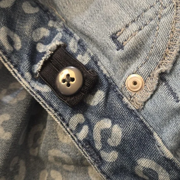 Leopard Jeans - Picture 6 of 6